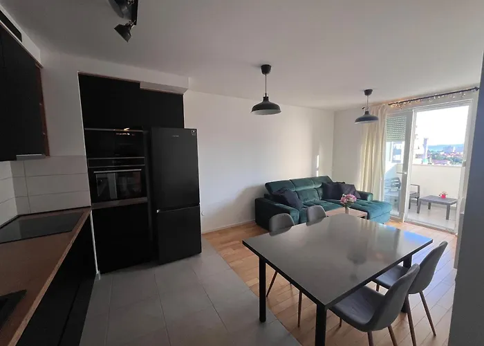 Aurora Appartement *